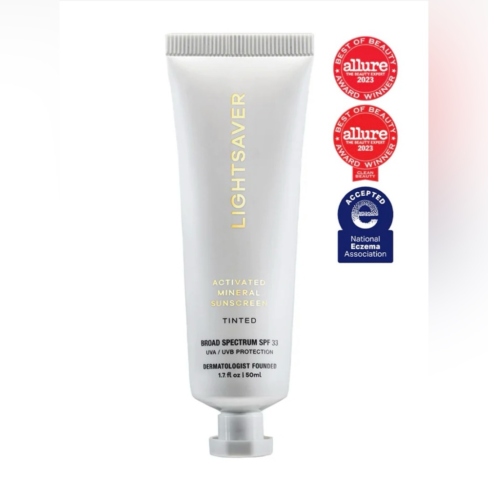 Lightsaver Tinted Activated Mineral Sunscreen